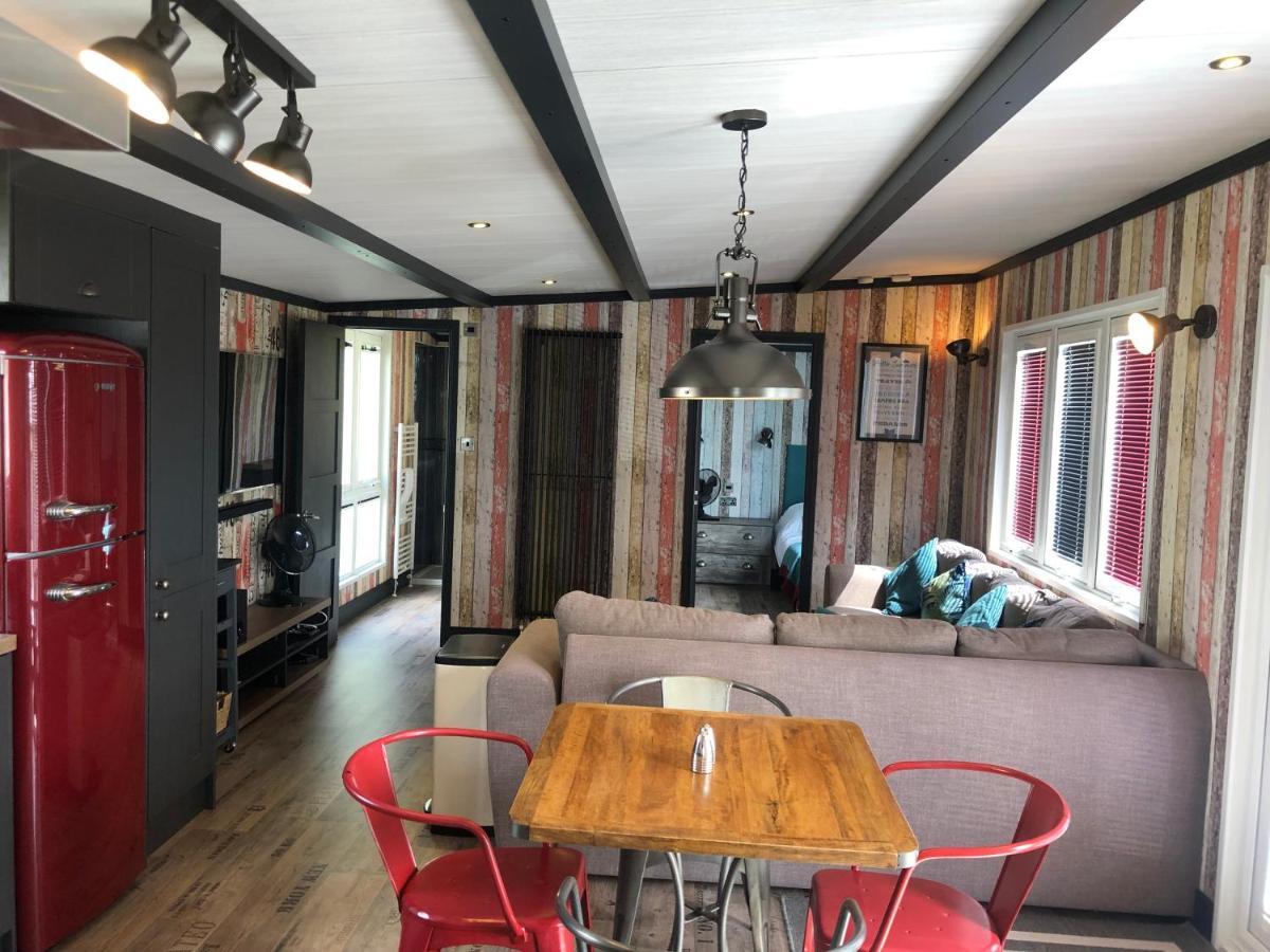 Unique 4/6 Berth 2 Bed Tribeca With Great Views Bembridge